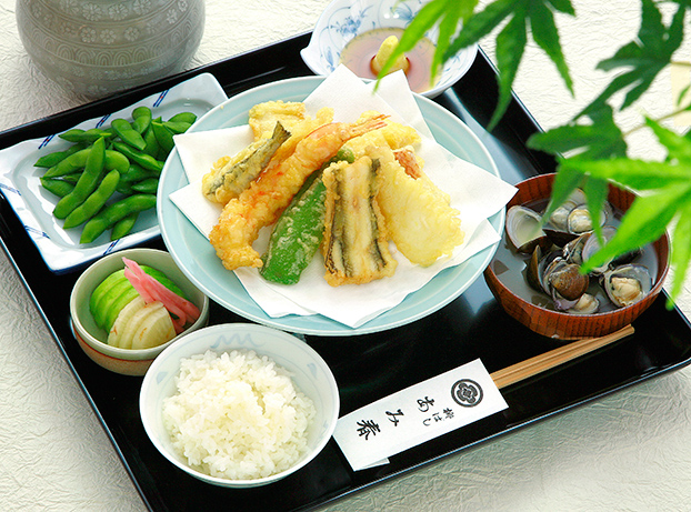 屋形船料理7000円(税別) 屋形船料理7000円(税別)